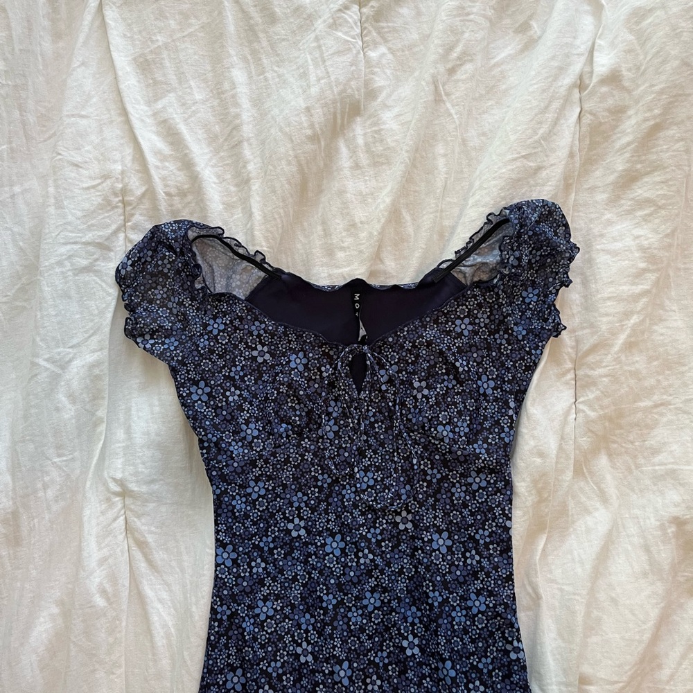 Motel Rocks Lona Midi Dress in Flower Garden Blue